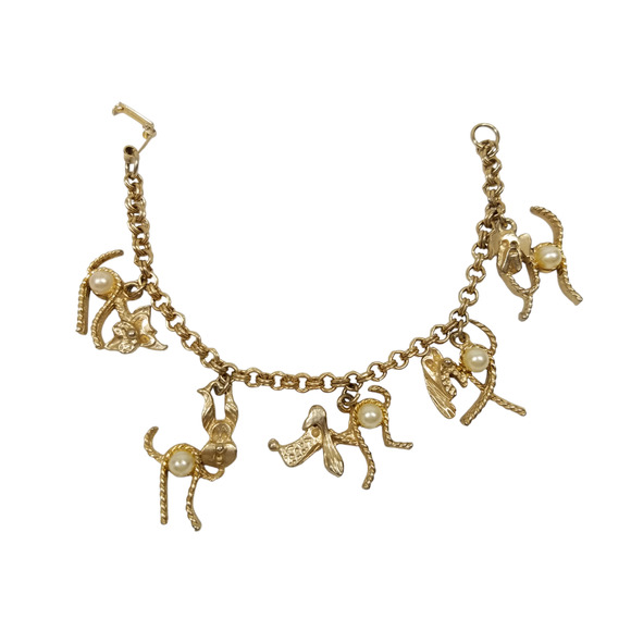 Vintage Girls Childs Charm 6" Bracelet Gold Tone Faux Pearls 5 Dogs Puppies - Picture 1 of 7